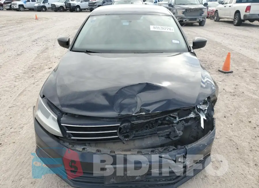 3VWD67AJ7GM380216 Photo# 5