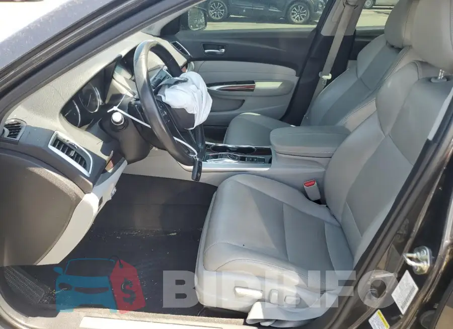 19UUB2F55GA006747 Photo# 7