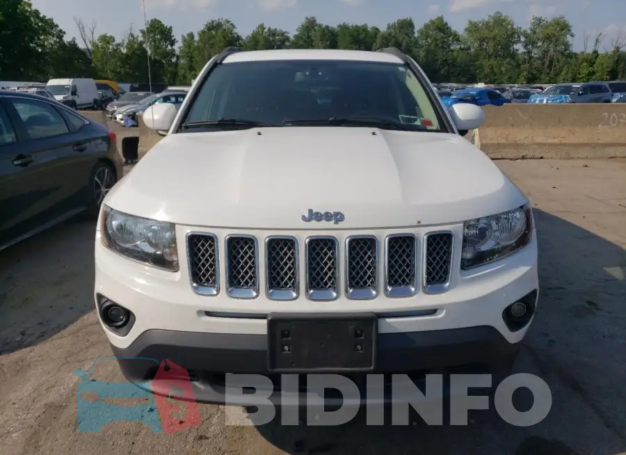 1C4NJDEB1HD170294 Photo# 5