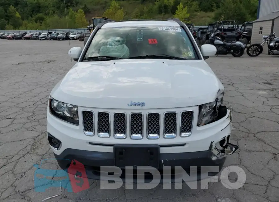 1C4NJDEB7HD100282 Photo# 5