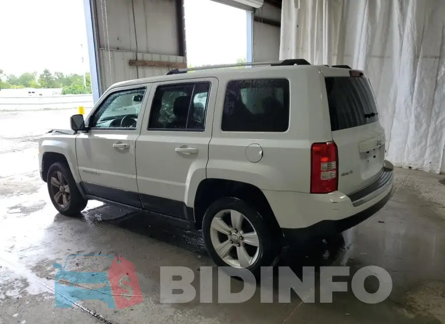 1C4NJRCB9FD376251 Photo# 2