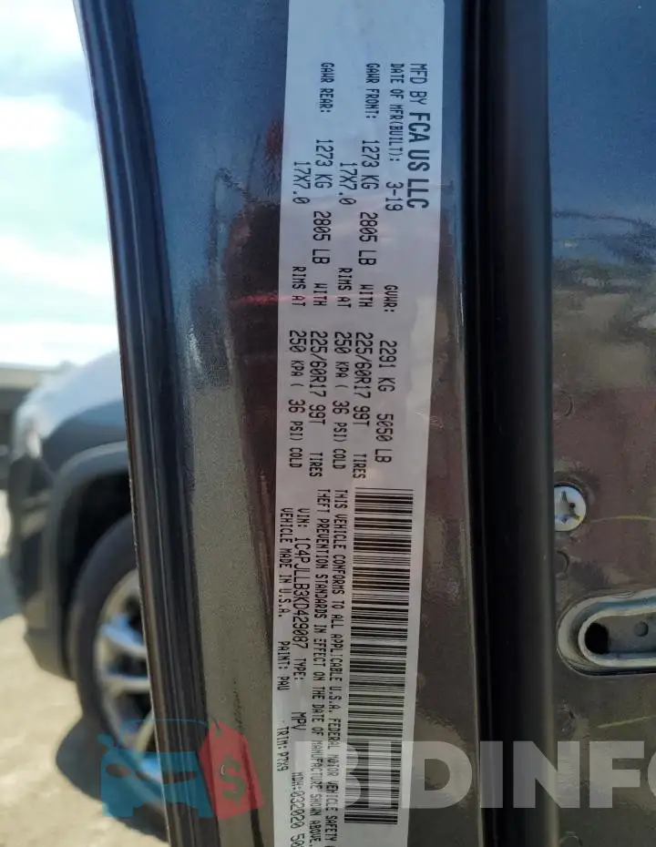 1C4PJLLB3KD429087 Photo# 13