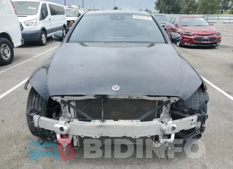 55SWF8DB3KU322671 Photo# 5