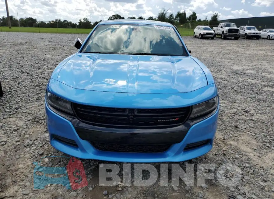 2C3CDXBGXKH553438 Photo# 5