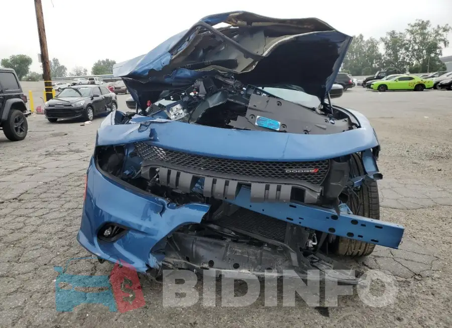 2C3CDXMG1PH632730 Photo# 5