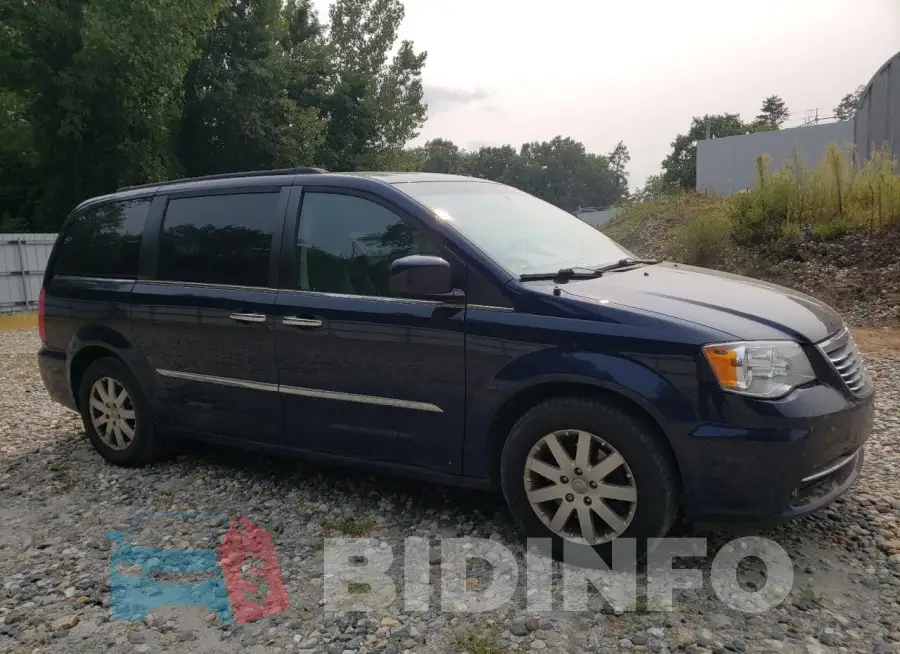2C4RC1BG4GR138381 Photo# 4