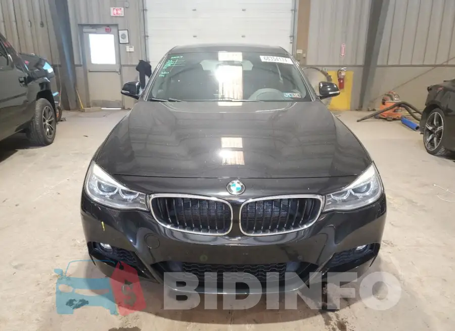 WBA8Z5C55FGS36833 Photo# 5
