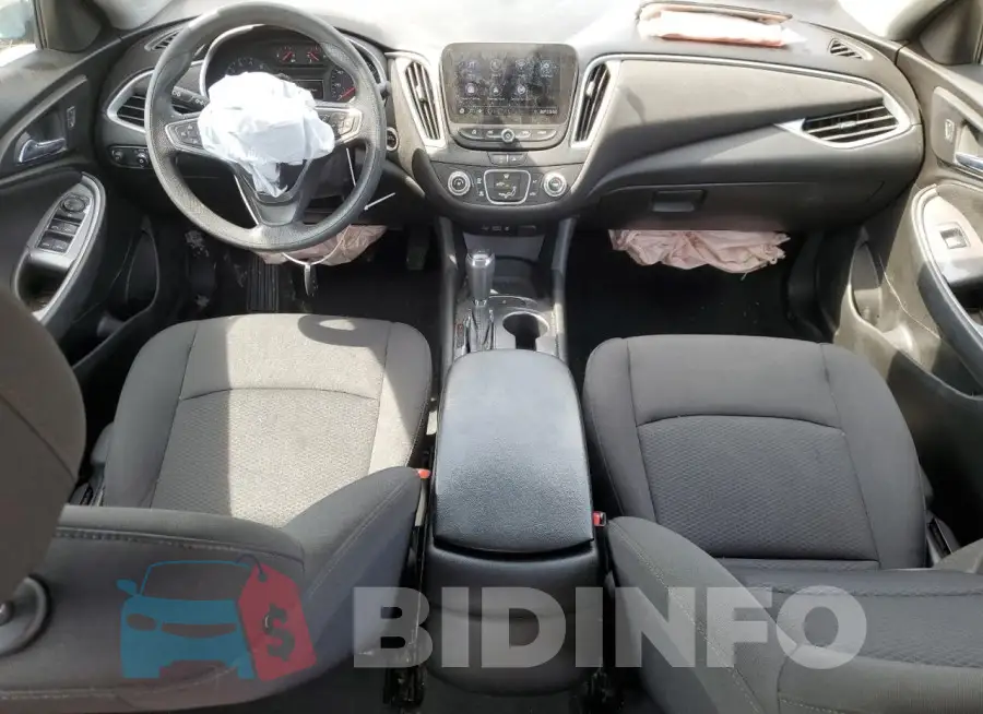 1G1ZB5ST3LF119015 Photo# 8