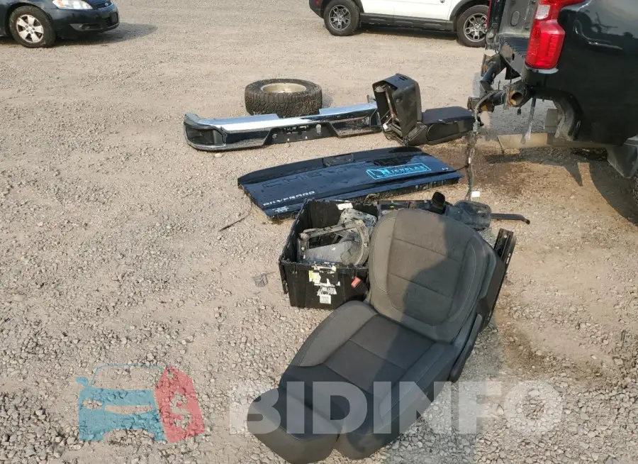 1GC4YTE76MF180332 Photo# 12