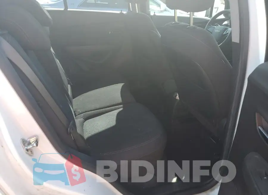 KL7CJKSB1HB228154 Photo# 10
