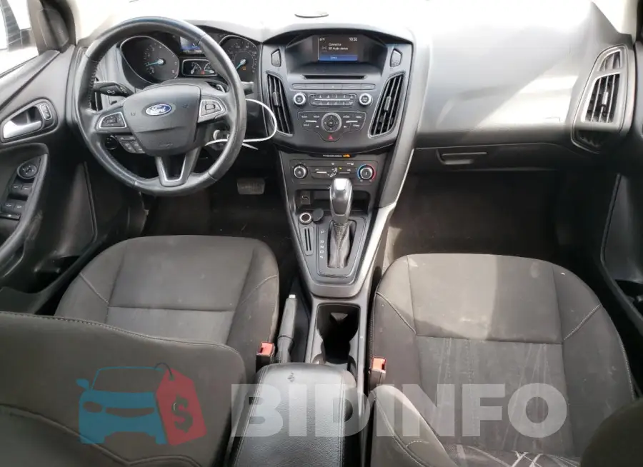 1FADP3F23FL260946 Photo# 8