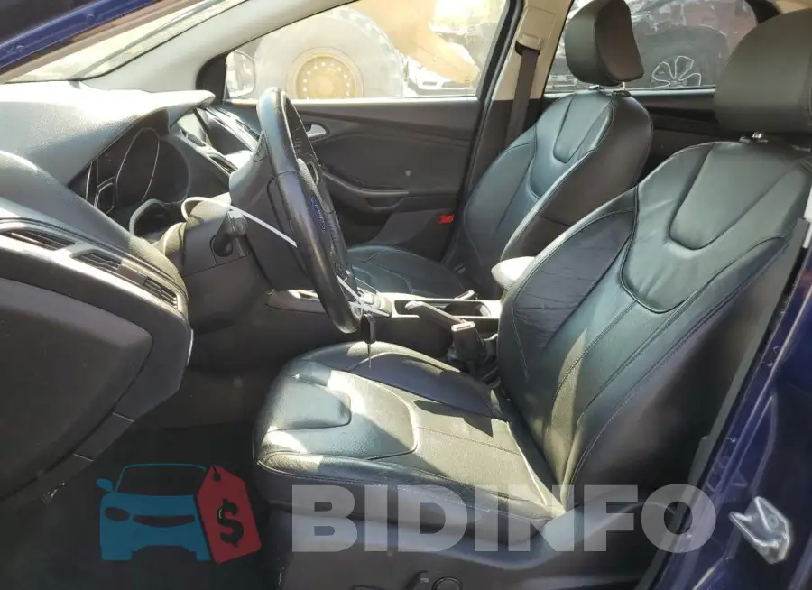 1FADP3F26GL203710 Photo# 7