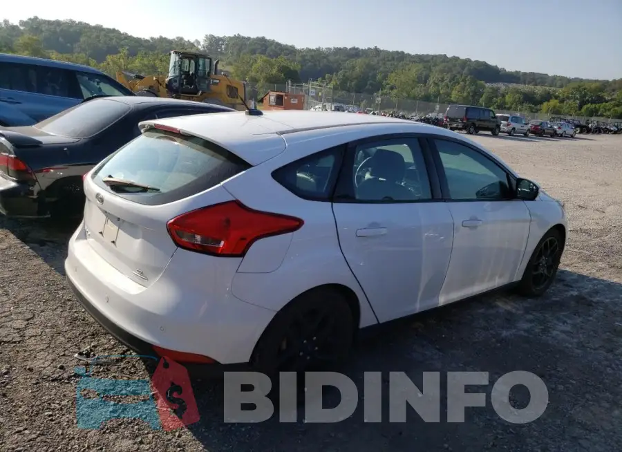 1FADP3K27GL346185 Photo# 3