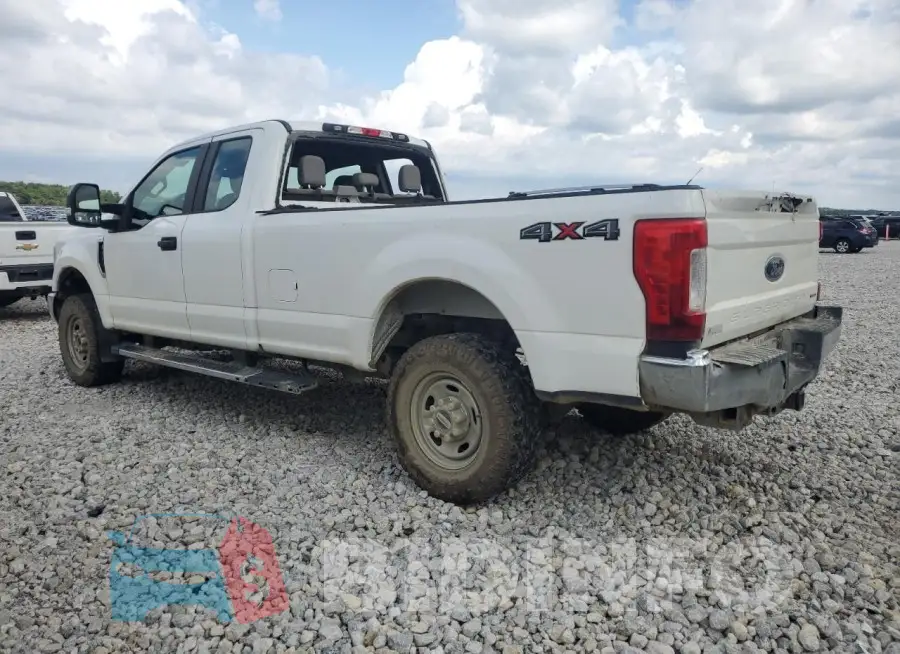 1FT7X2B63HEC81555 Photo# 2