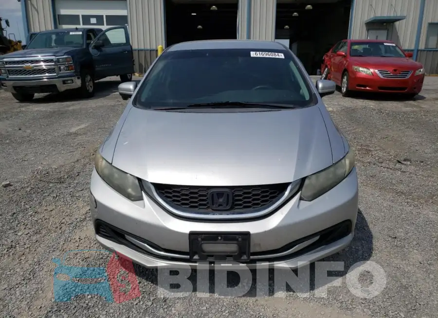 19XFB2F73FE053540 Photo# 5