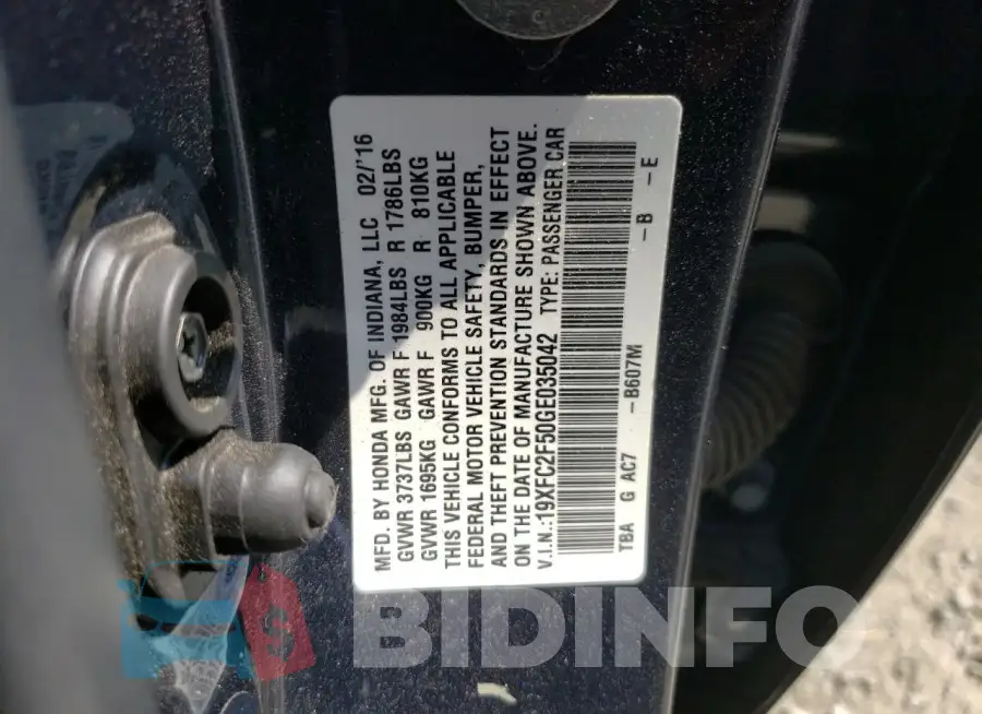 19XFC2F50GE035042 Photo# 12