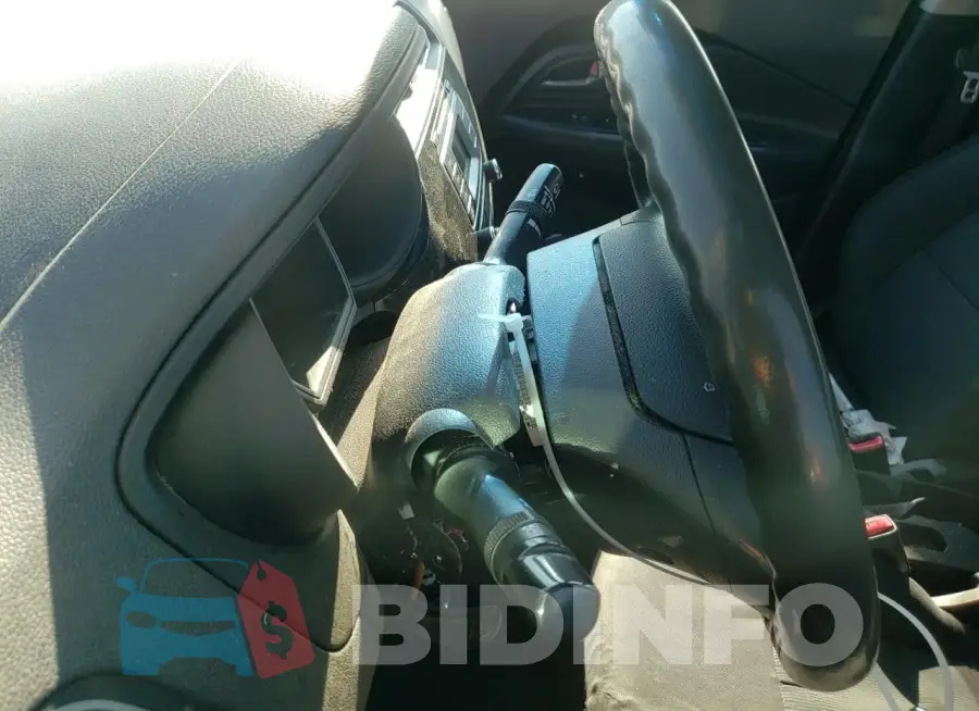KNADM4A32G6543067 Photo# 9