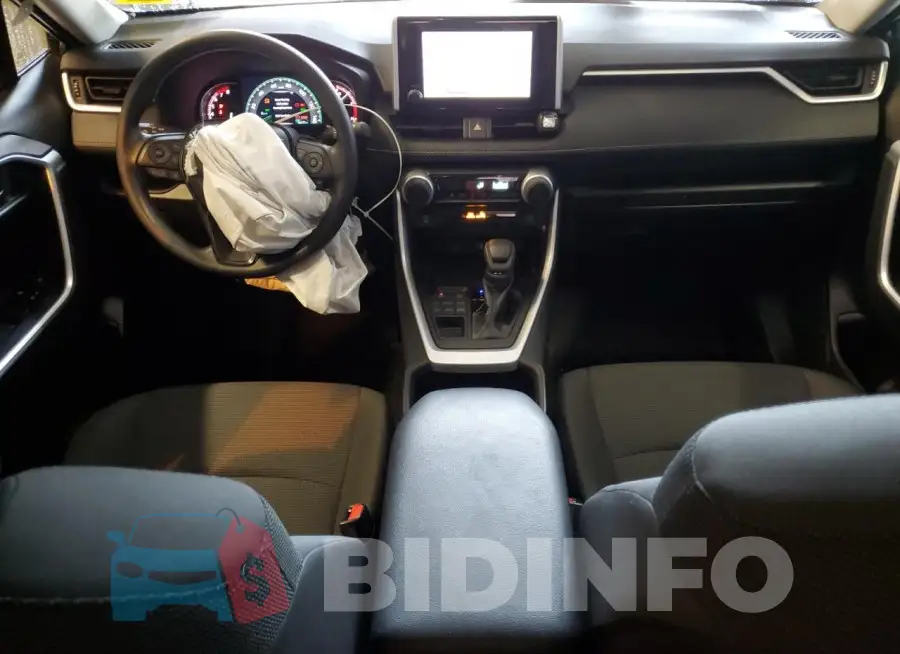 2T3G1RFV3PC328068 Photo# 8