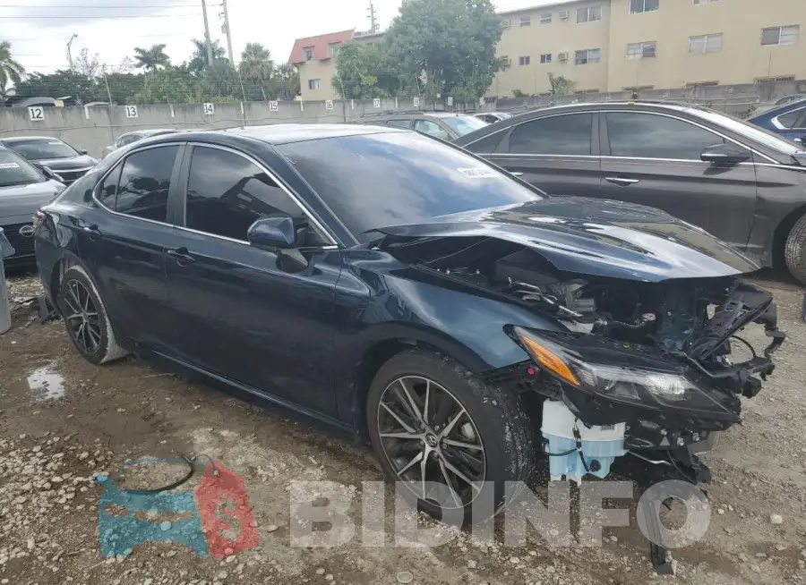 4T1G11AK5MU589820 Photo# 4