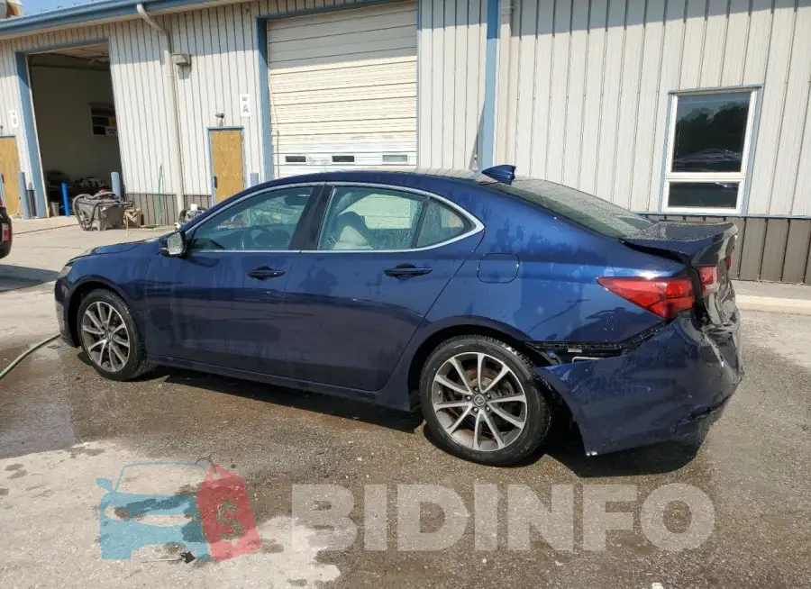 19UUB2F71FA018216 Photo# 2