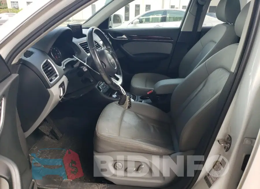 WA1FFCFS8GR018359 Photo# 7