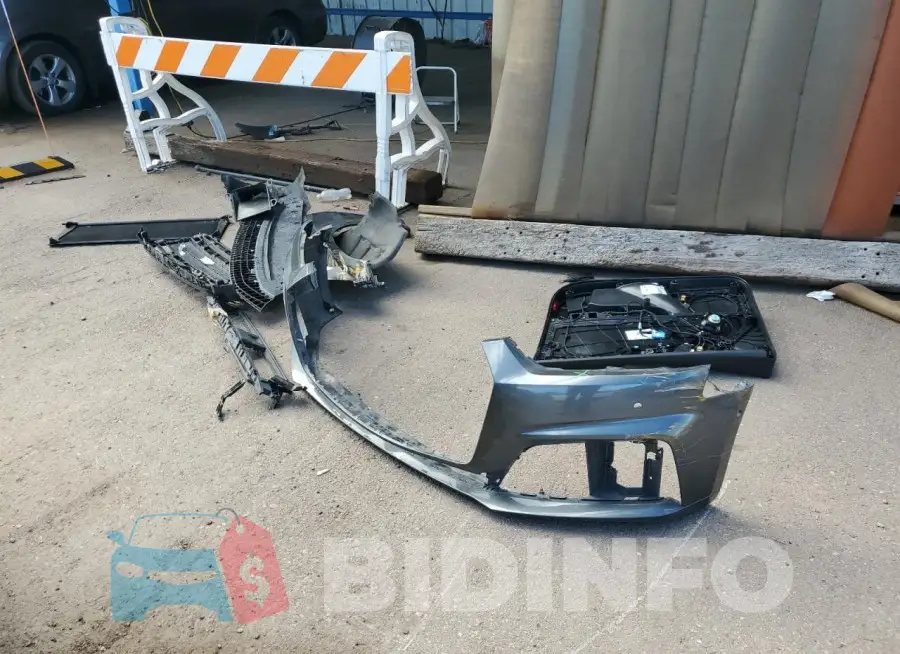 WAUC4CF50KA068931 Photo# 12