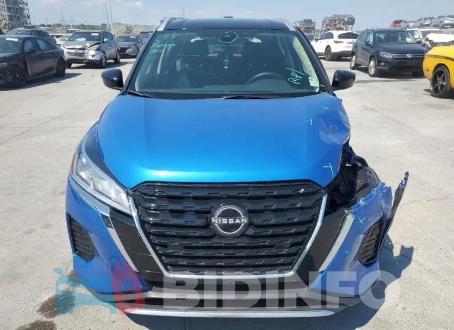 3N1CP5CV6PL483264 Photo# 5