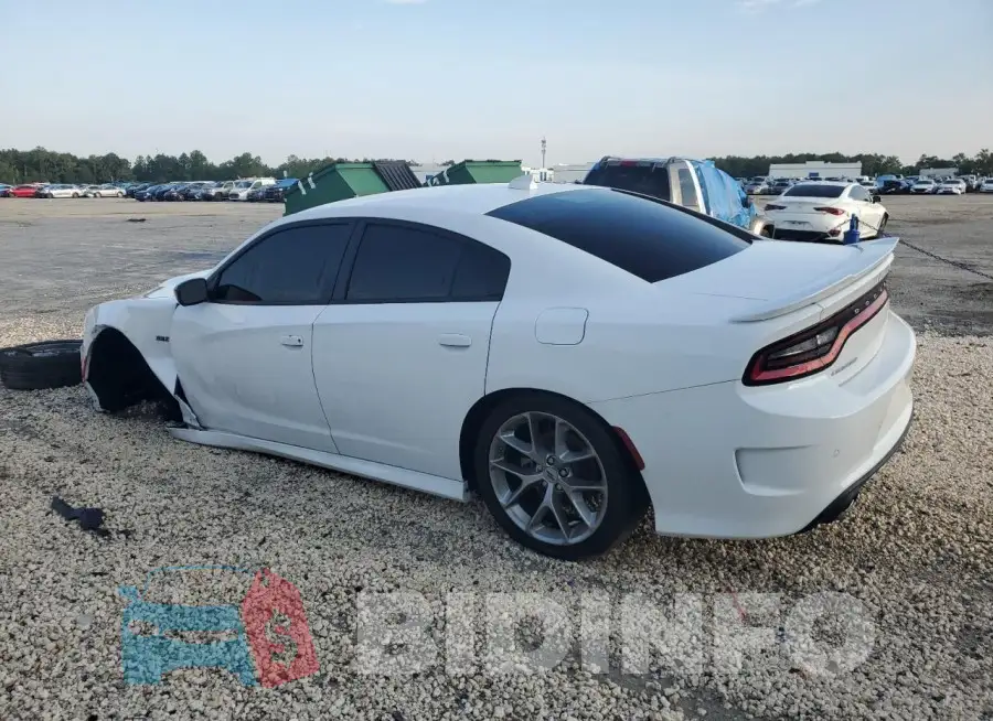 2C3CDXHG7PH702158 Photo# 2