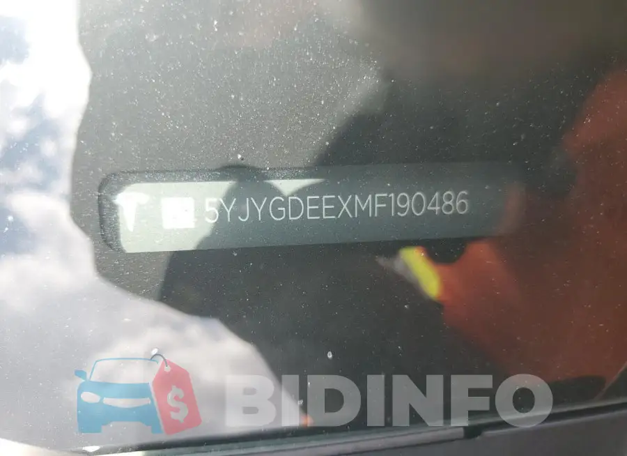 5YJYGDEEXMF190486 Photo# 12