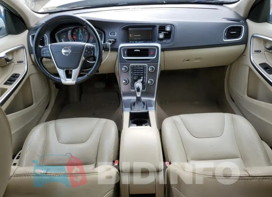 YV126MFC6F1301501 Photo# 8