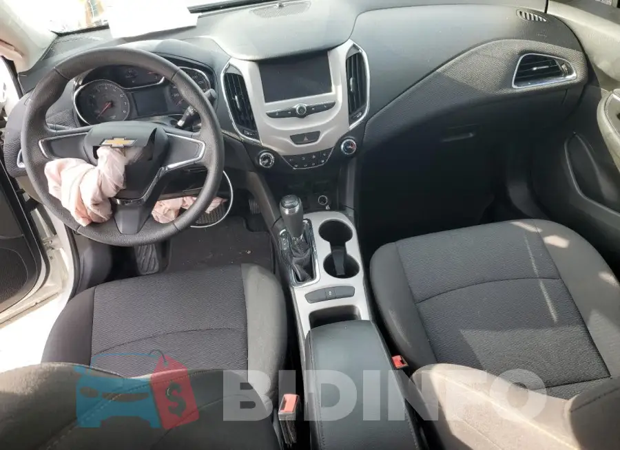 1G1BC5SM8J7177832 Photo# 8