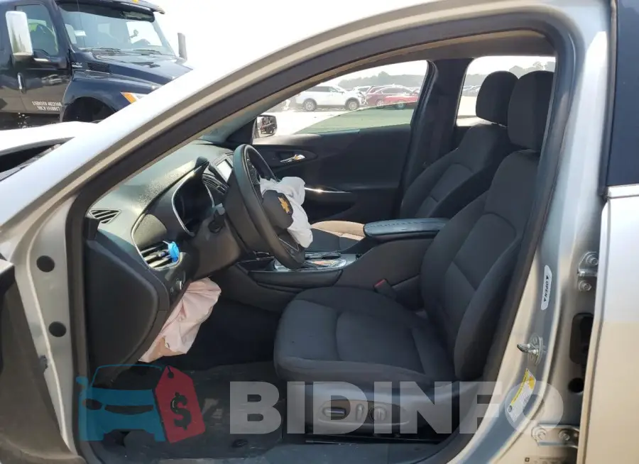 1G1ZD5ST8JF146931 Photo# 7