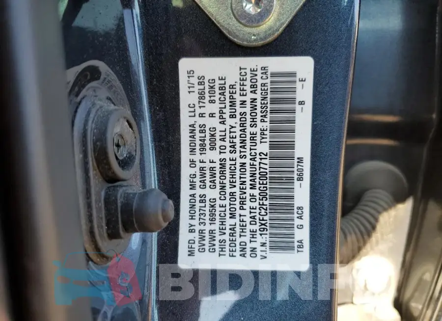 19XFC2F50GE007712 Photo# 13