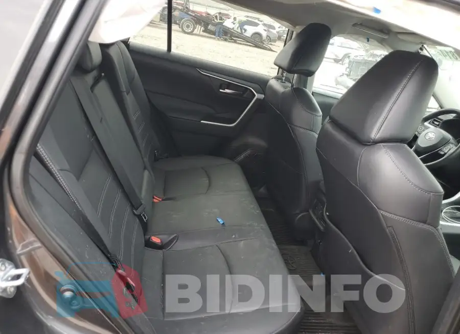 2T3A1RFV3MC217912 Photo# 10