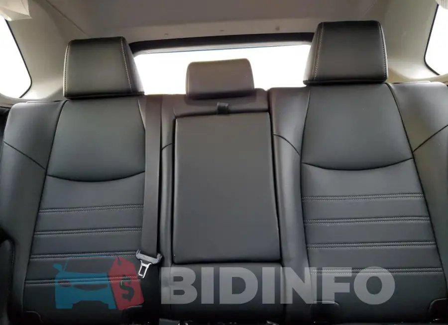 2T3C1RFV8PW254045 Photo# 10