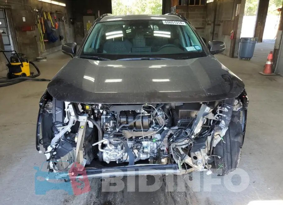 2T3P1RFV8RC440397 Photo# 5