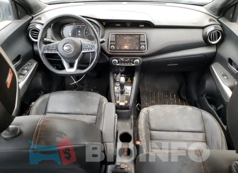 3N1CP5CU2KL557814 Photo# 8