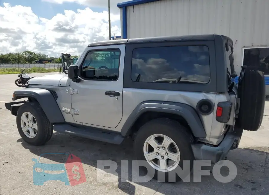 1C4GJXAG1KW621487 Photo# 2