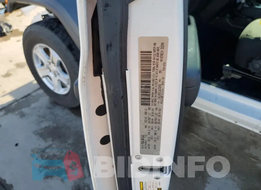 1C4GJXAG3JW152451 Photo# 14