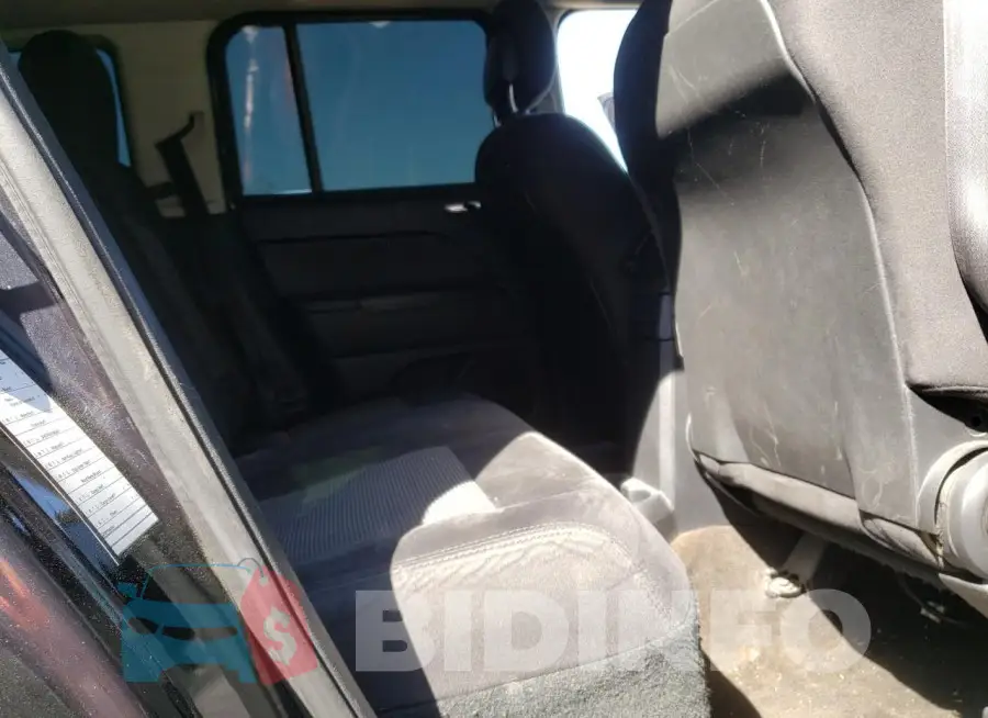1C4NJPBAXFD235539 Photo# 11