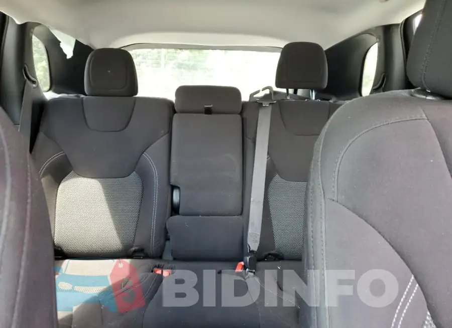 1C4PJLCB4LD577332 Photo# 10