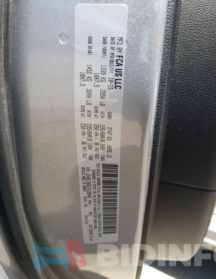 2C4RC1BG9LR128648 Photo# 13