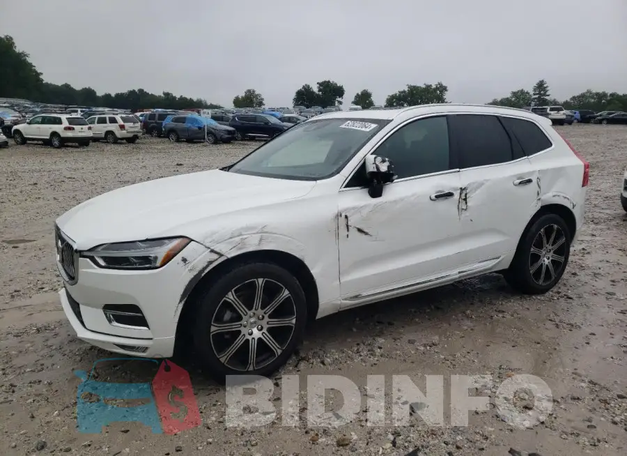 YV4102RL9M1700237 Photo# 1