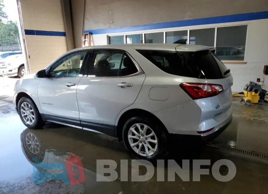 2GNAXTEV5L6142384 Photo# 2