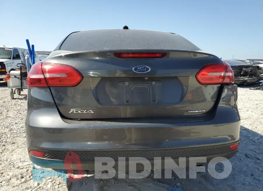 1FADP3E26GL331267 Photo# 6