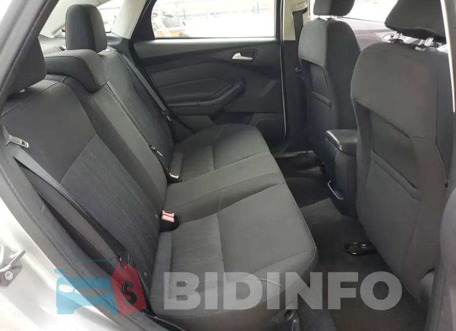 1FADP3F24FL205471 Photo# 10