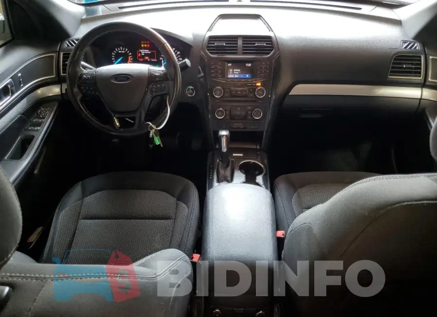 1FM5K8D82HGD37573 Photo# 8