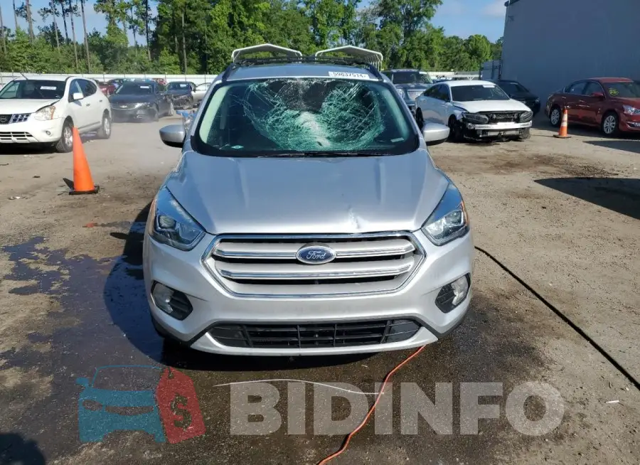 1FMCU0HD0JUB79350 Photo# 5