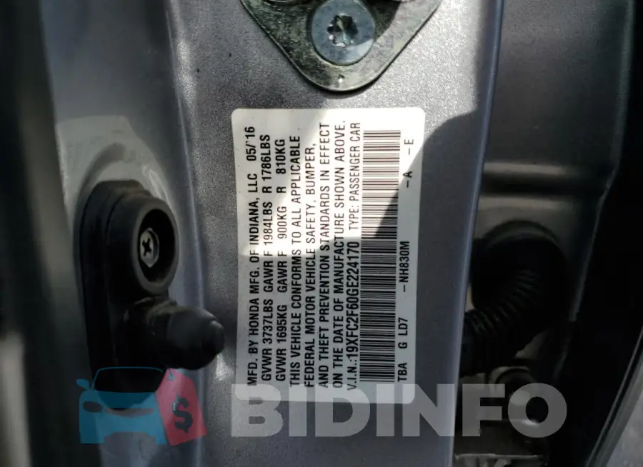 19XFC2F60GE224170 Photo# 12