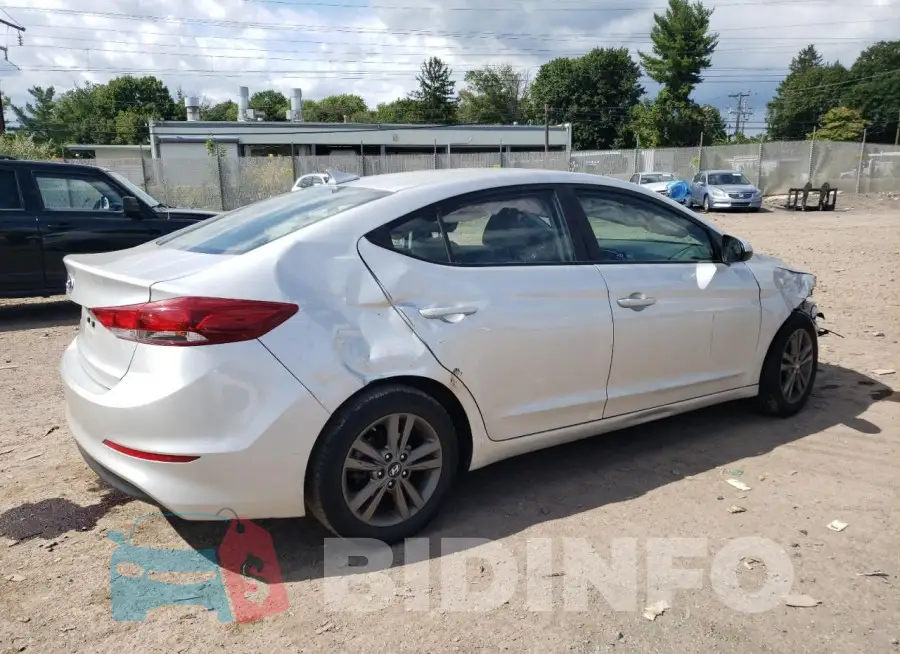 5NPD84LF5JH225827 Photo# 3